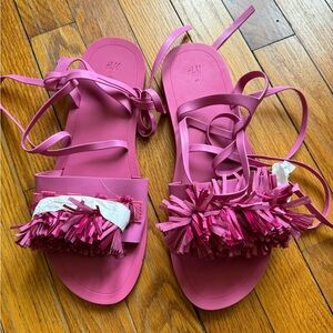 H&M pink sandals… size 41 ( fits us 9 ) never worn